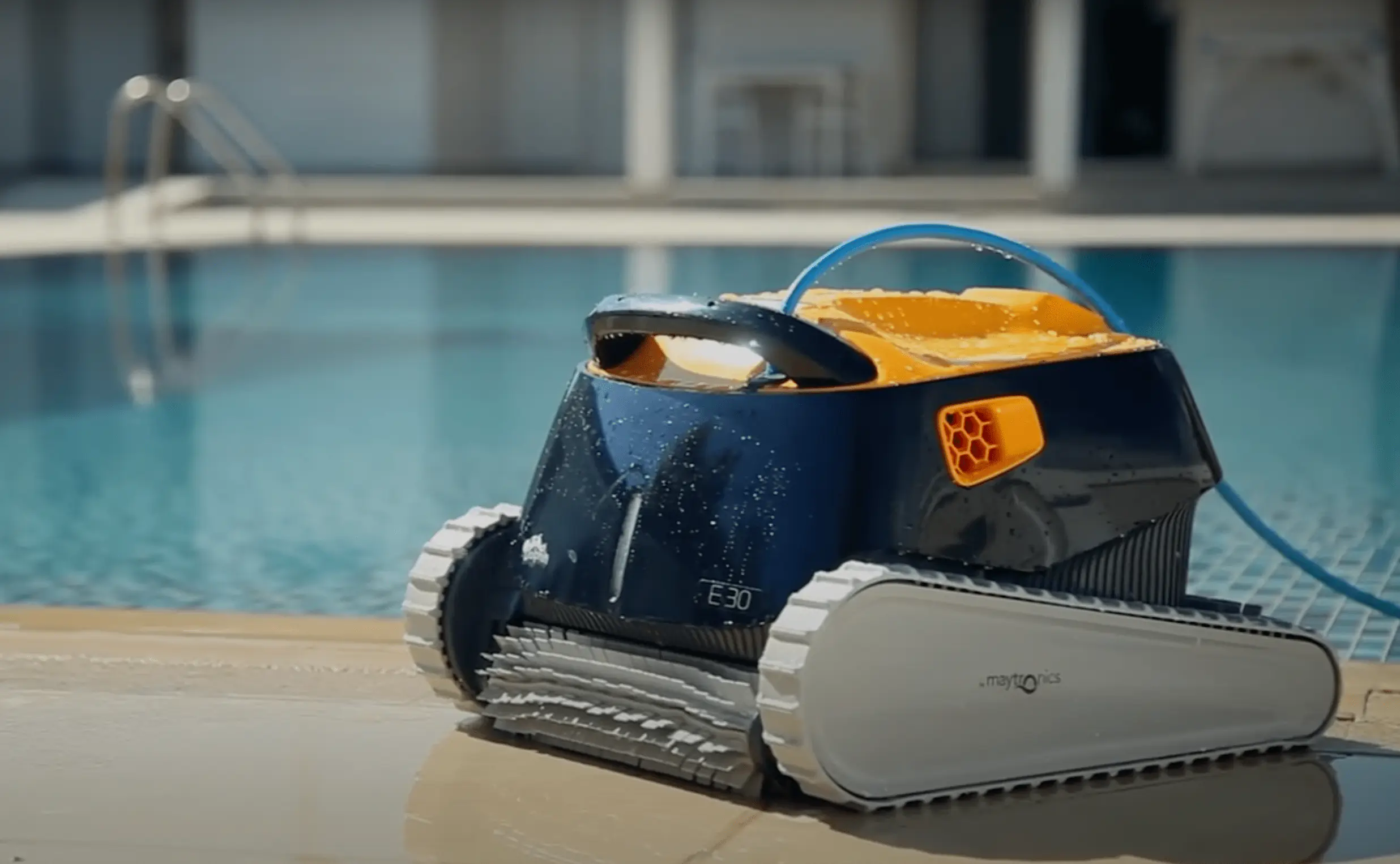 Robots de Piscine Dolphin : Les Meilleurs Modèles - Mon Robot Piscine